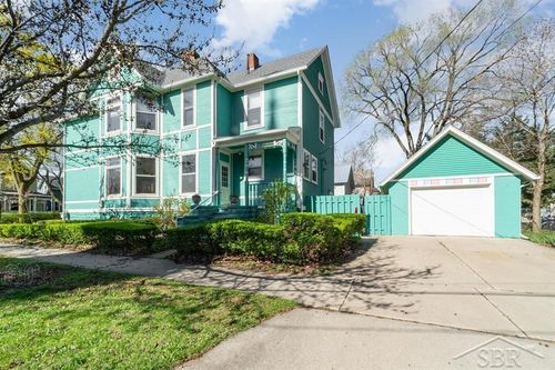 1315 Mckinley St, Bay City, MI, 48708-6656 | Card Image