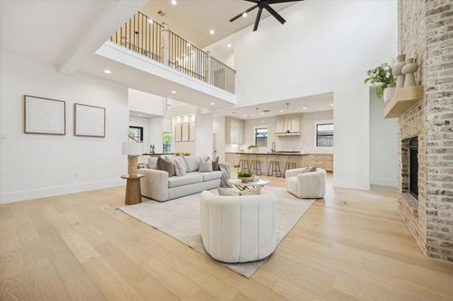 7115 Raton St, Houston, TX, 77055-3734 | Card Image