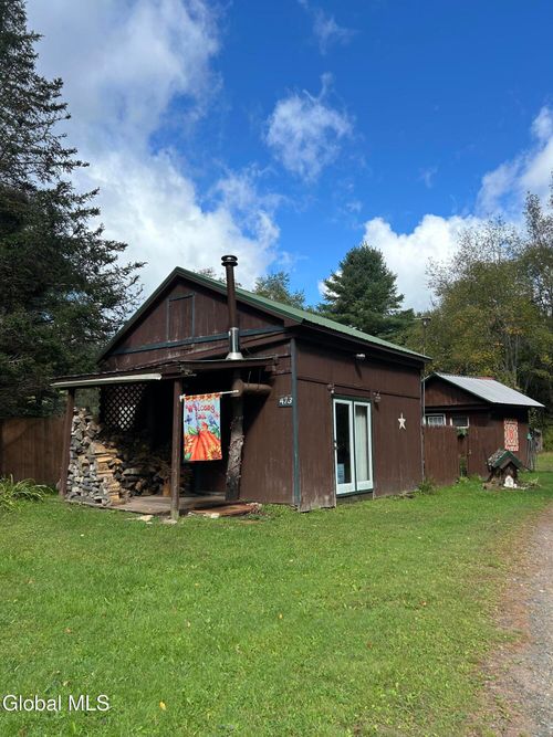 473 North Rd, Dolgeville, NY, 13329-2109 | Card Image
