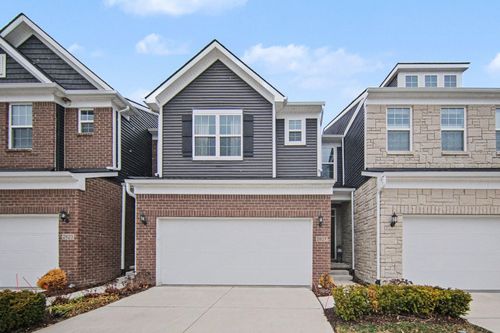 2827 Willow Ct, Ann Arbor, MI, 48108-2368 | Card Image
