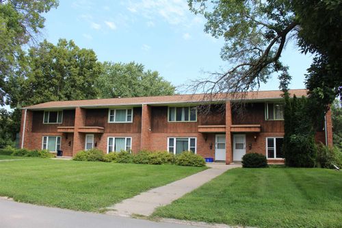 802 Valley View Dr, Ida Grove, IA, 51445-1734 | Card Image