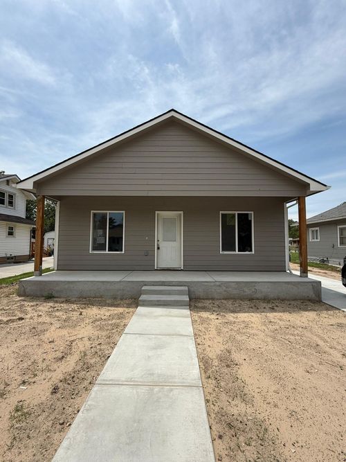 2107 S Water St, Wichita, KS, 67213-4920 | Card Image