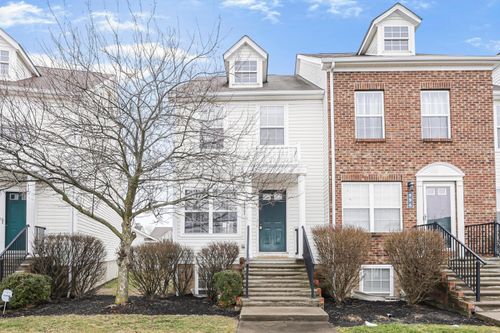 998-998 Hartford Village Blvd, Columbus, OH, 43228-7101 | Card Image