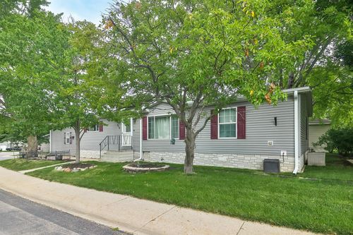 375 Elder Ln, BELVIDERE, IL, 61008-8220 | Card Image