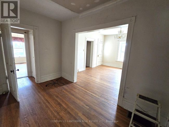 4893 Old Highway 2 Highway, Home with 4 bedrooms, 2 bathrooms and 9 parking in Belleville (Belleville Ward) ON | Image 34