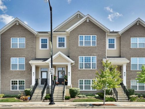 803 Lee St, Des Plaines, IL, 60016-6407 | Card Image