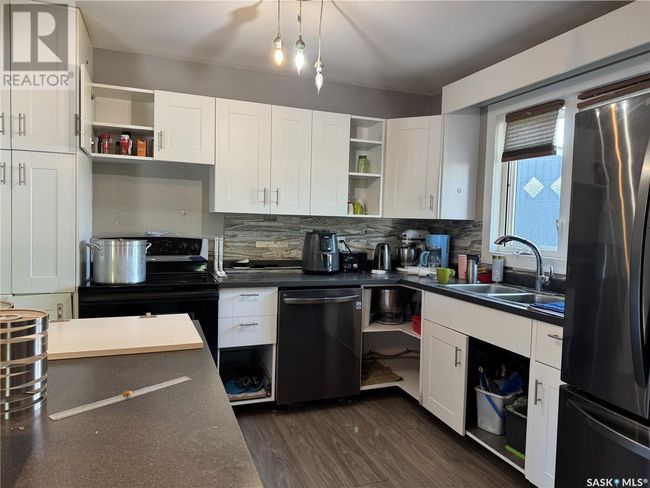 19 Barr Pl, House other with 3 bedrooms, 3 bathrooms and null parking in Saskatoon SK | Image 5