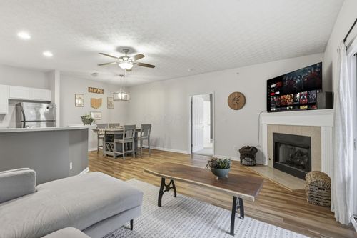 213 Shelbourne Forest Way, Delaware, OH, 43015-7088 | Card Image