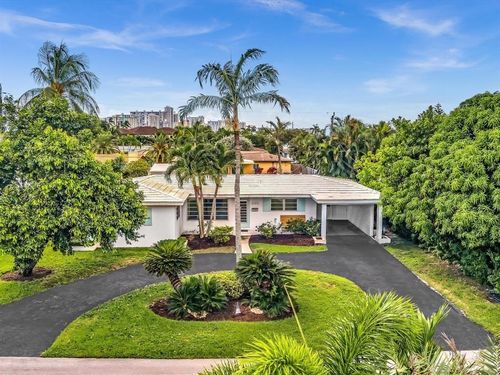 226 Algiers Ave, Lauderdale By The Sea, FL, 33308-4401 | Card Image