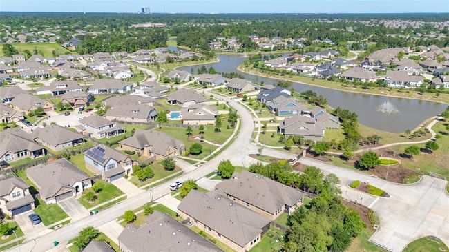 Imperial Oaks is home to extraordinary amenities. Lakes, walking trails, pool, splash pad, tennis courts, dog park, playgrounds, etc. We could go on and on, but you need to see it for yourself! | Image 37