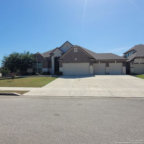 822 Calabria, Cibolo, TX, 78108-3984 | Card Image