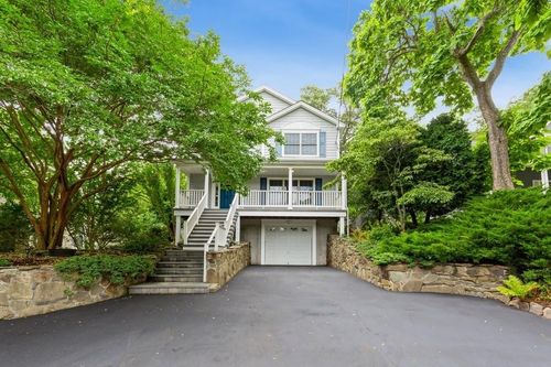 24 Midland Ave, Port Jefferson, NY, 11777-2205 | Card Image