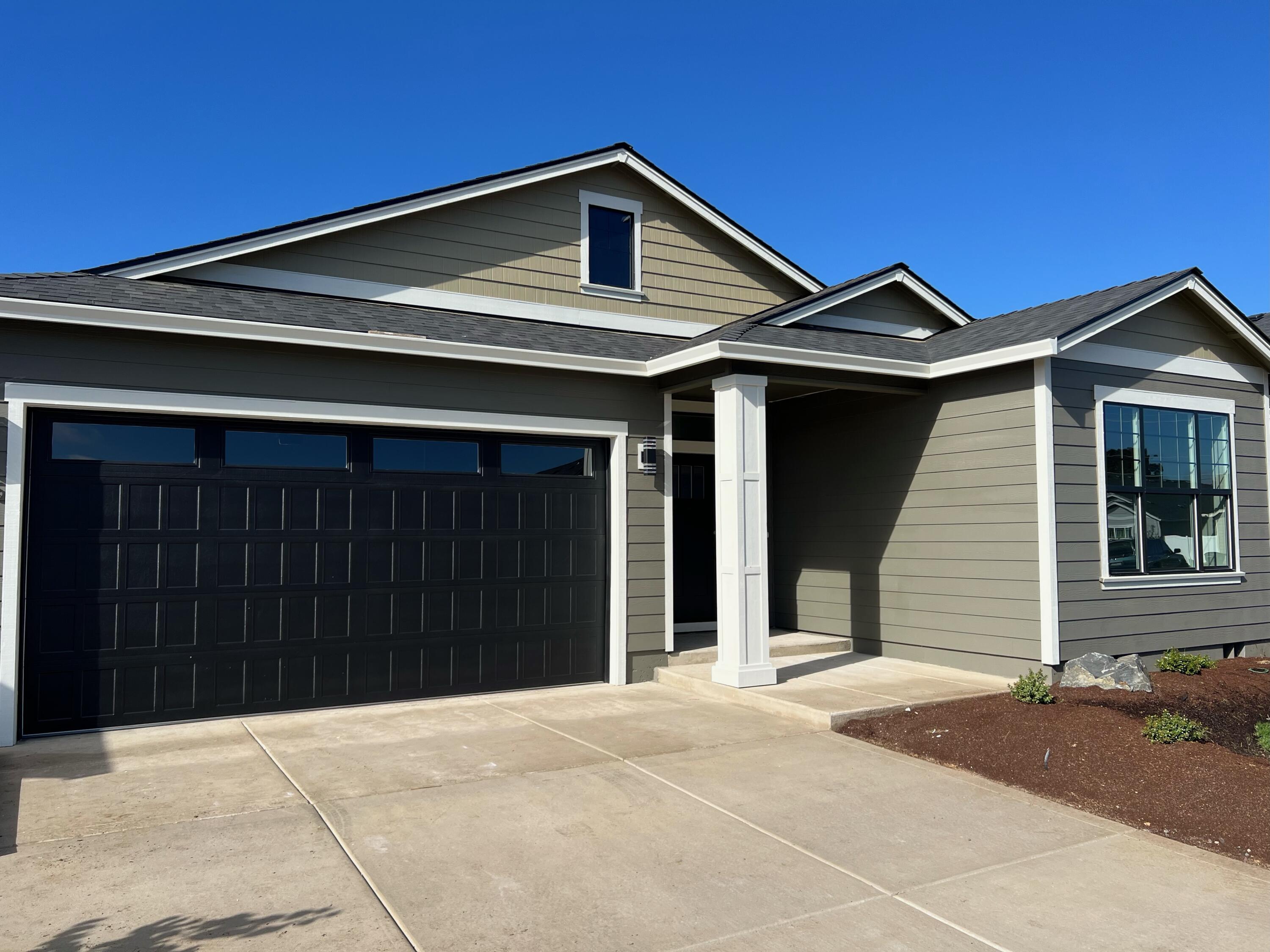 Nicholas Way, White City, OR 97503