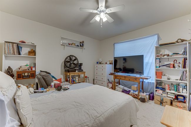 downstairs bedroom | Image 25