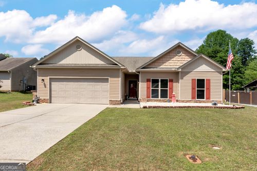 1424 Silvergate Way, Winder, GA, 30680-6104 | Card Image