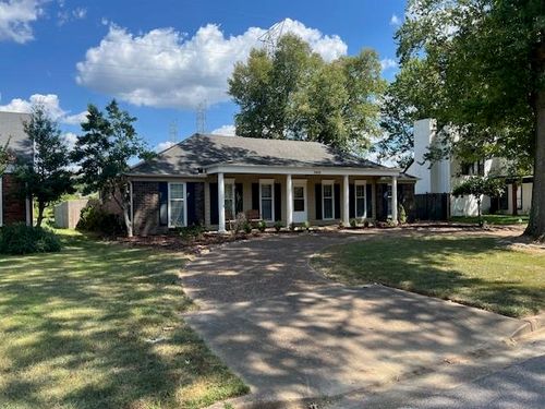 2406 Eastover Dr, Memphis, TN, 38119-7112 | Card Image