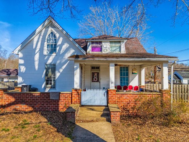 21 W 8 Th St, House other with 3 bedrooms, 1 bathrooms and null parking in Manchester OH | Image 4