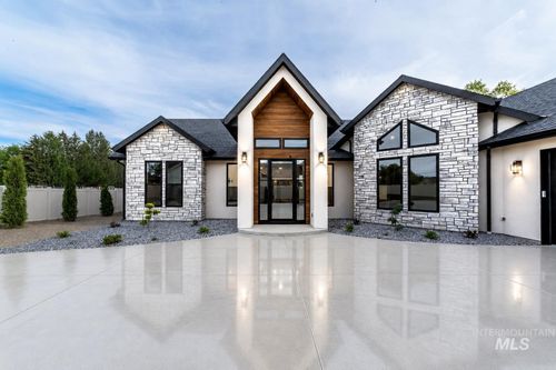 1575 N Watershed Ln, Star, ID, 83669-6379 | Card Image