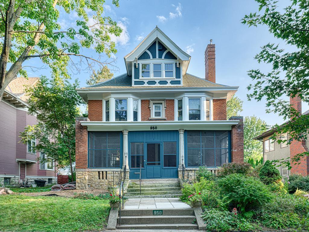 Lincoln Ave, Saint Paul, MN 55105