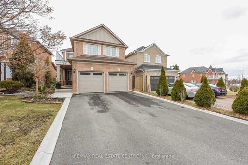 764 Avocado Cres, Mississauga, ON, L5W1H4 | Card Image