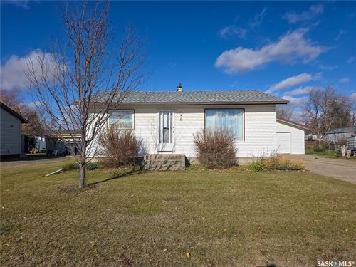 5 Centennial Crescent, Melville, SK, S0A2P0 | Card Image