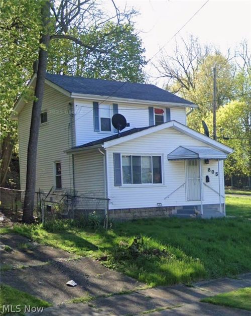 805 Carpenter St, Akron, OH, 44310-1901 | Card Image