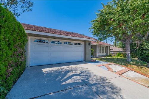 21841 Zuni Dr, Lake Forest, CA, 92630-3553 | Card Image
