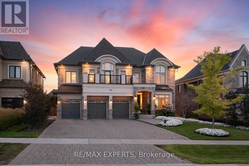 98 Endless Circle, Vaughan (Kleinburg), ON, L4H4N8 | Card Image