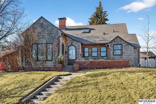 5904 Mason St, Omaha, NE, 68106-1250 | Card Image