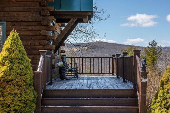 484 Route 12, House other with 4 bedrooms, 4 bathrooms and null parking in Hartland VT | Image 51