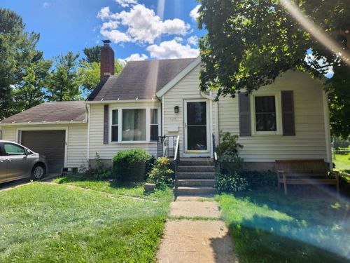 715 9th Avenue, BARABOO, WI, 53913 | Card Image