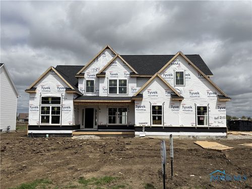 11 Hawthorne Xing, Perrysburg, OH, 43551-6808 | Card Image