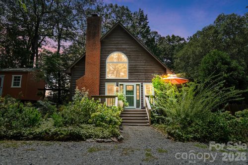141 Oak Leaf Ln, Wingate, NC, 28174-6717 | Card Image