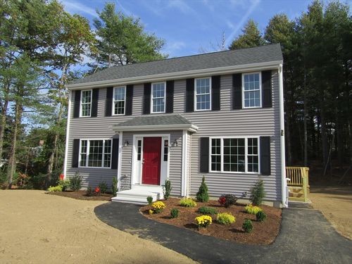 49 Bumble Bee Dr, Plymouth, MA, 02360 | Card Image