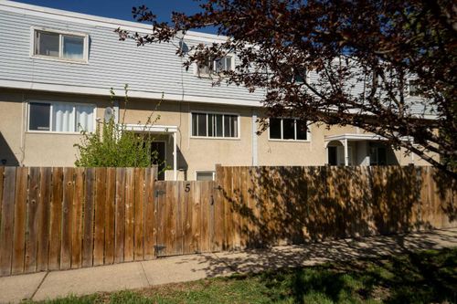 5-8808 96 St, Peace River, AB, T8S1G6 | Card Image