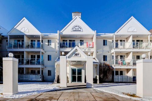 108-309 Woodside Dr Nw, Airdrie, AB, T4B2E7 | Card Image