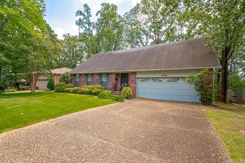 8727 Boulder Ln, Little Rock, AR, 72227-3201 | Card Image