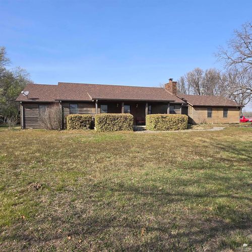 2141 Emery Ln, Abilene, KS, 67410-6677 | Card Image