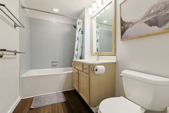 UNIT-202 - 210 N Addison Ave, Condo with 1 bedrooms, 1 bathrooms and 2 parking in Elmhurst IL | Image 15