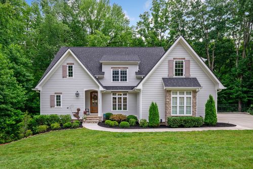 4073 Windtree Dr, Signal Mountain, TN, 37377-1203 | Card Image