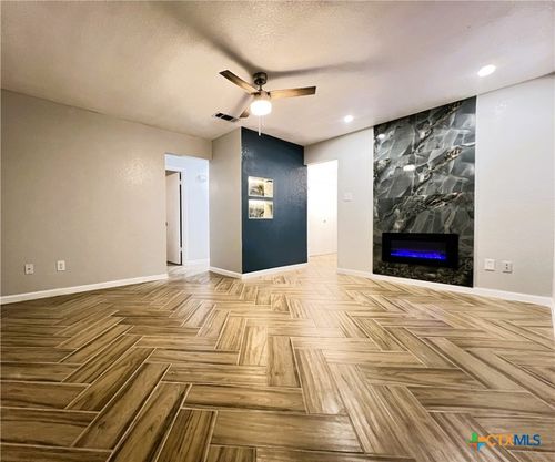 apt-b-309 Erby Ave, Copperas Cove, TX, 76522-8717 | Card Image