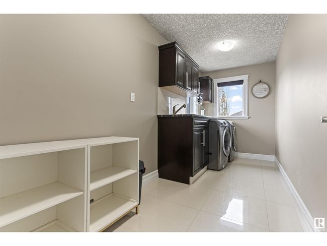 1254 Adamson Dr Sw, House other with 5 bedrooms, 4 bathrooms and null parking in Edmonton AB | Image 41