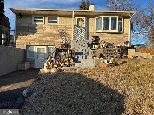 419 Temple Rd, SOUTHAMPTON, PA, 18966-3415 | Card Image