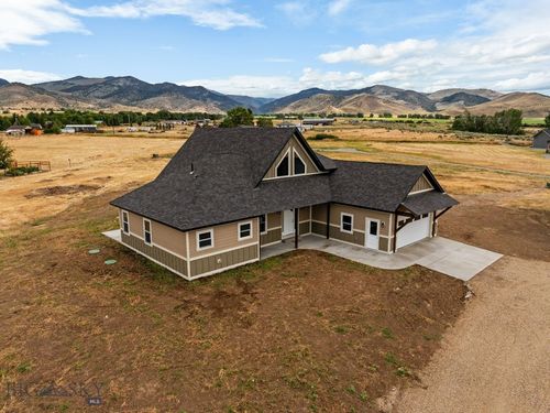 3 Hawks Ct, Sheridan, MT, 59749-9683 | Card Image