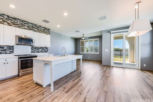 5506-91-2220 Kaiwawalo St, Ewa Beach, HI, 96706-6546 | Card Image