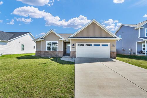 712 Cates Dr, Mahomet, IL, 61853-8139 | Card Image