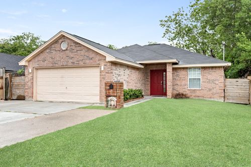 1438 Wall St, Beaumont, TX, 77701-4242 | Card Image