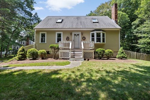 58 Pudding Brook Dr, Pembroke, MA, 02359-2008 | Card Image