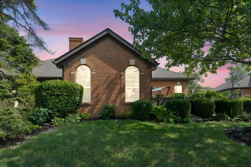 2566 Trotterslane Dr, Columbus, OH, 43235-5500 | Card Image