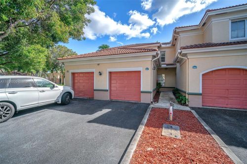 apt-201-2532 Centergate Dr, Miramar, FL, 33025-0722 | Card Image